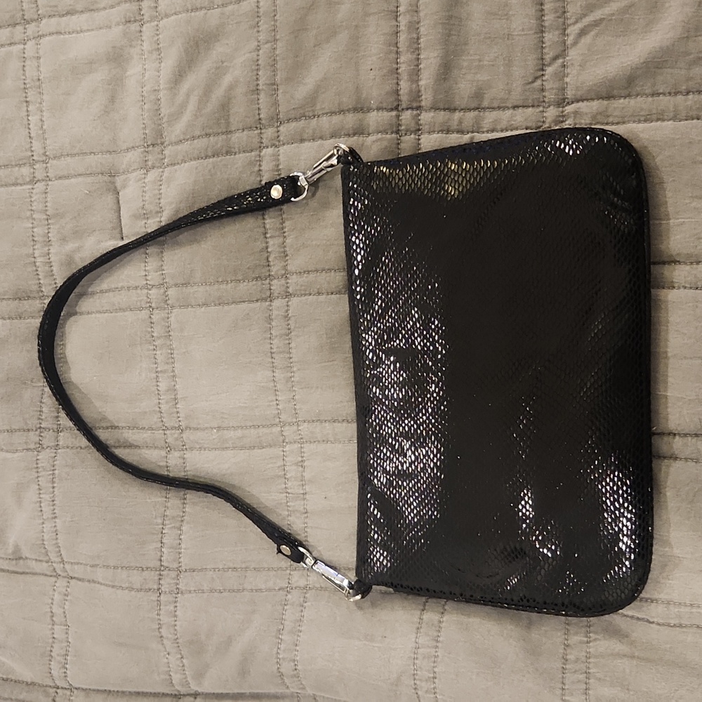 Salvatore Ferragamo Shimmering Black Shoulder Bag - Picture 3 of 10